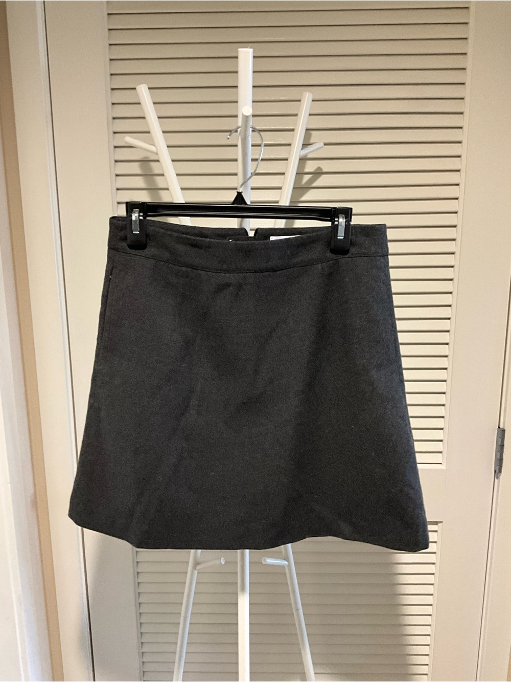 NWOT Selected Femme Wool blend A-Line charcoal Skirt size 6